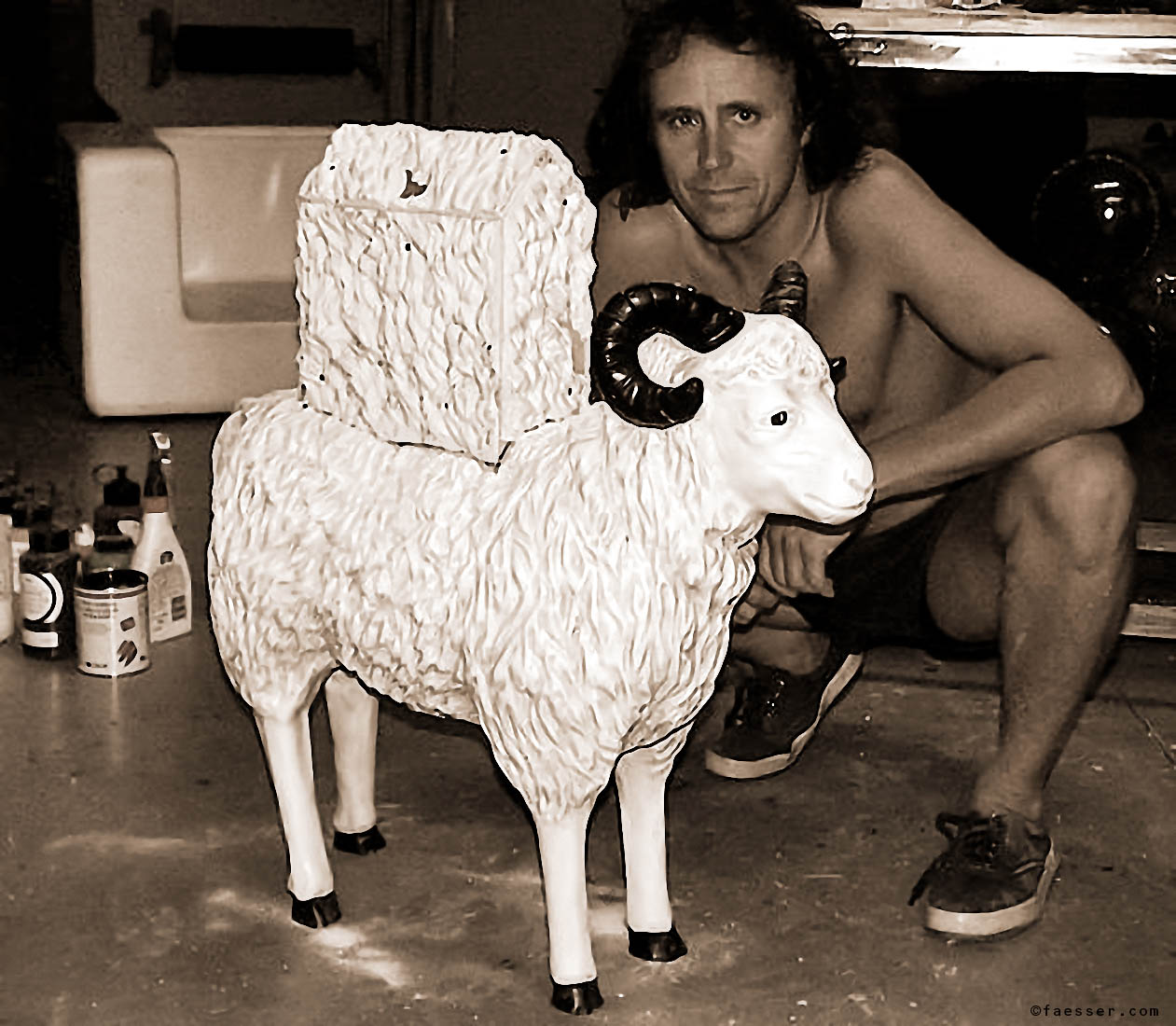 Studio selfie with almost finished sheep-house sculpture; work of art; artist Roland Faesser, sculptor and painter 1999